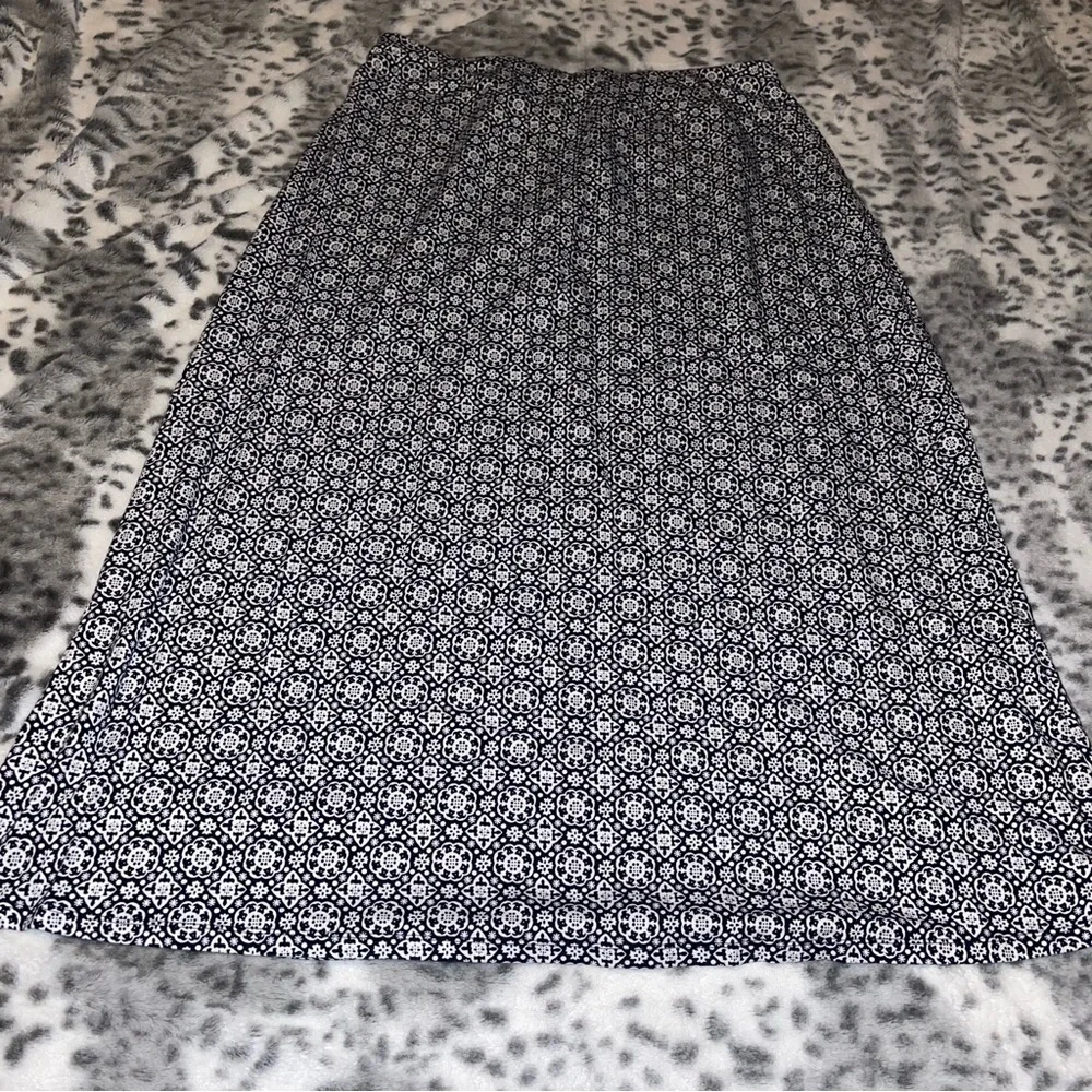 Talbots skirt - Picture 7 of 8